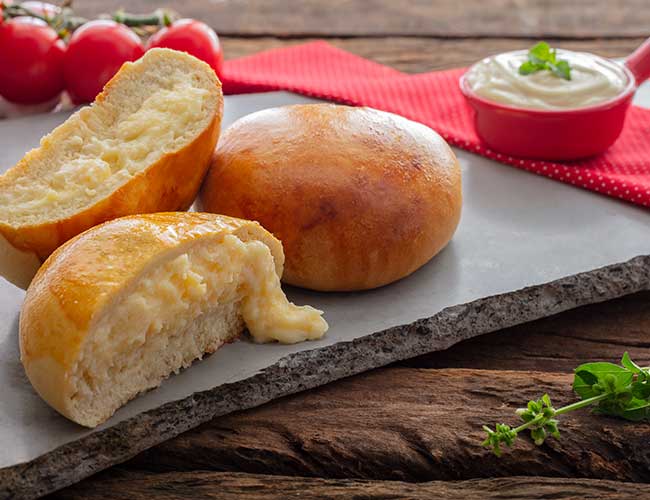 Pão de Batata - Pão de Queijo Mineirão